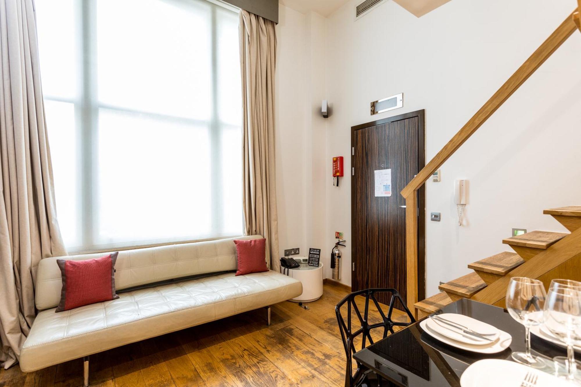 Space Aparthotel London Bagian luar foto